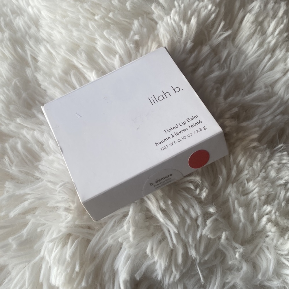 ✨NEW IN BOX LILAH B TINTED LIP BALM B.DEMURE✨ - Picture 3 of 5